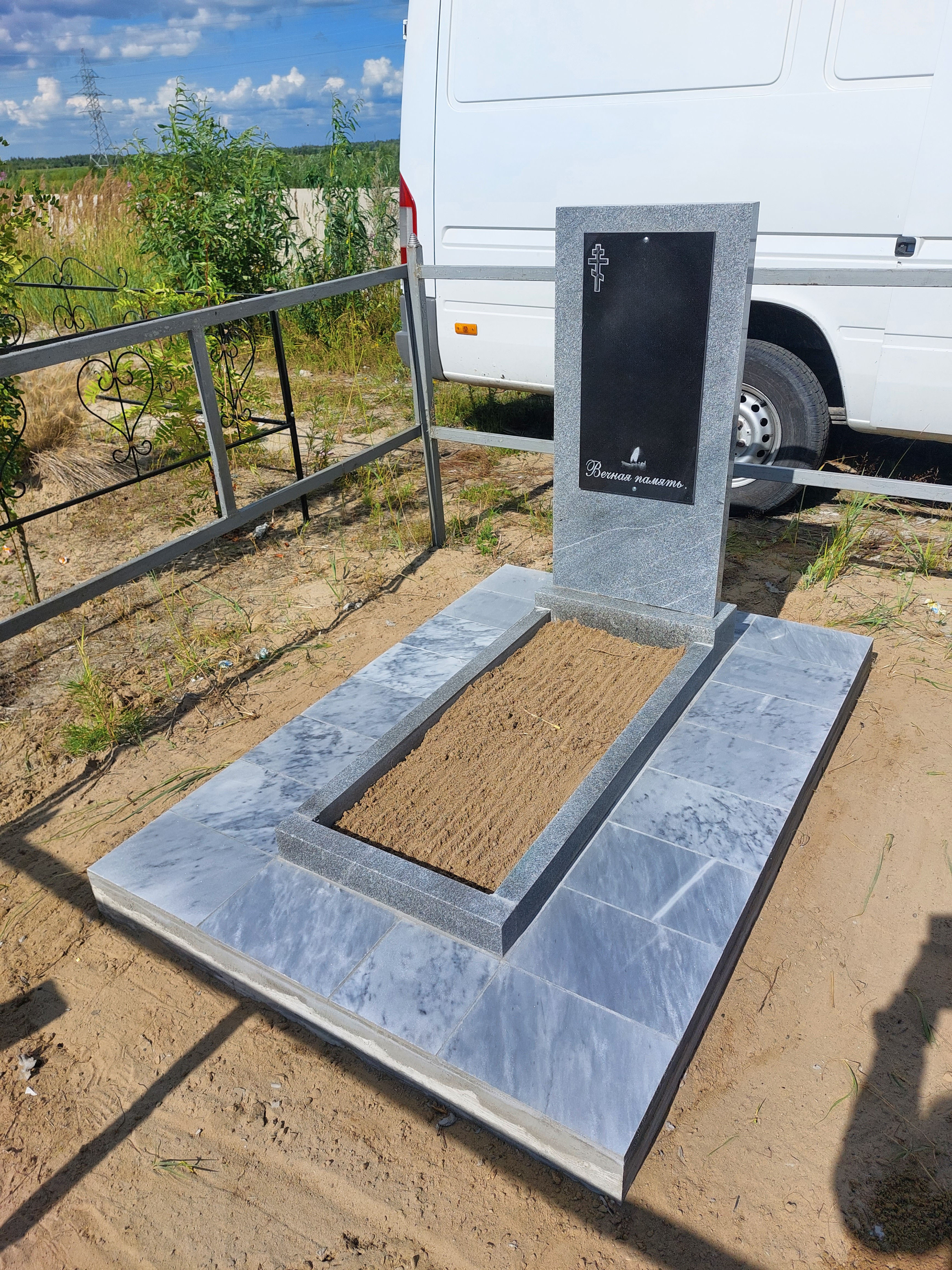 заказать памятник на могилу цена Нягань