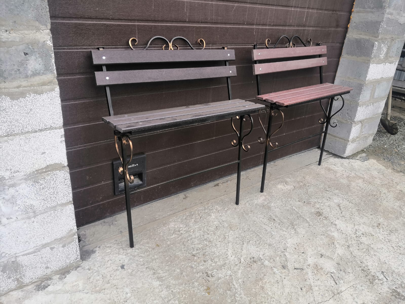 лавочка на кладбище Нягань